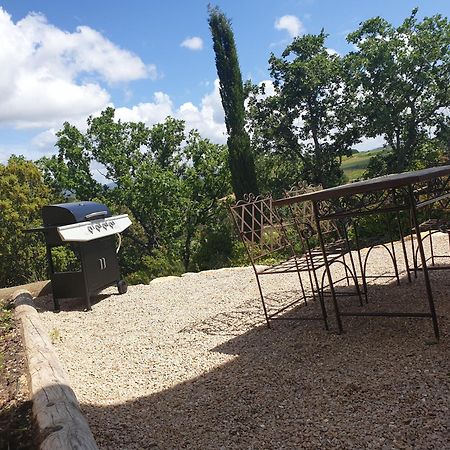 Gites L'Hermitage La Tour-dʼAigues Eksteriør billede